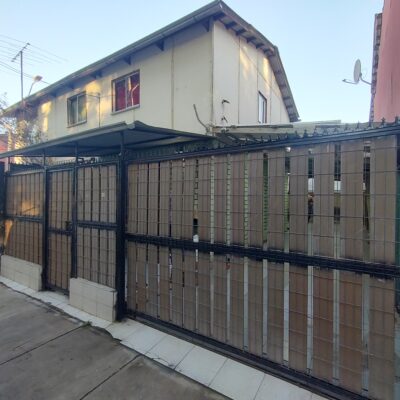 Casa 2D 1B con Estacionamiento en Batuco.