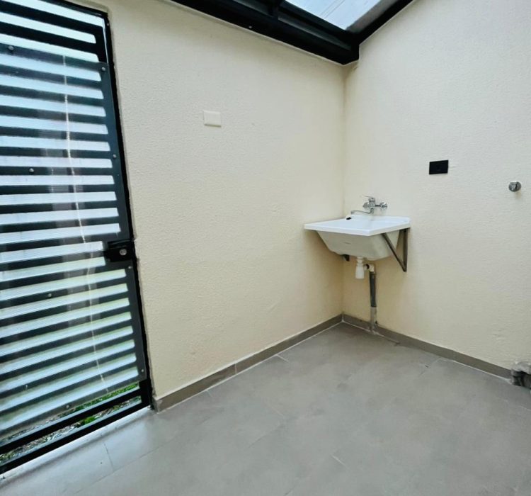 WhatsApp Image 2025-07-24 at 18.03.02